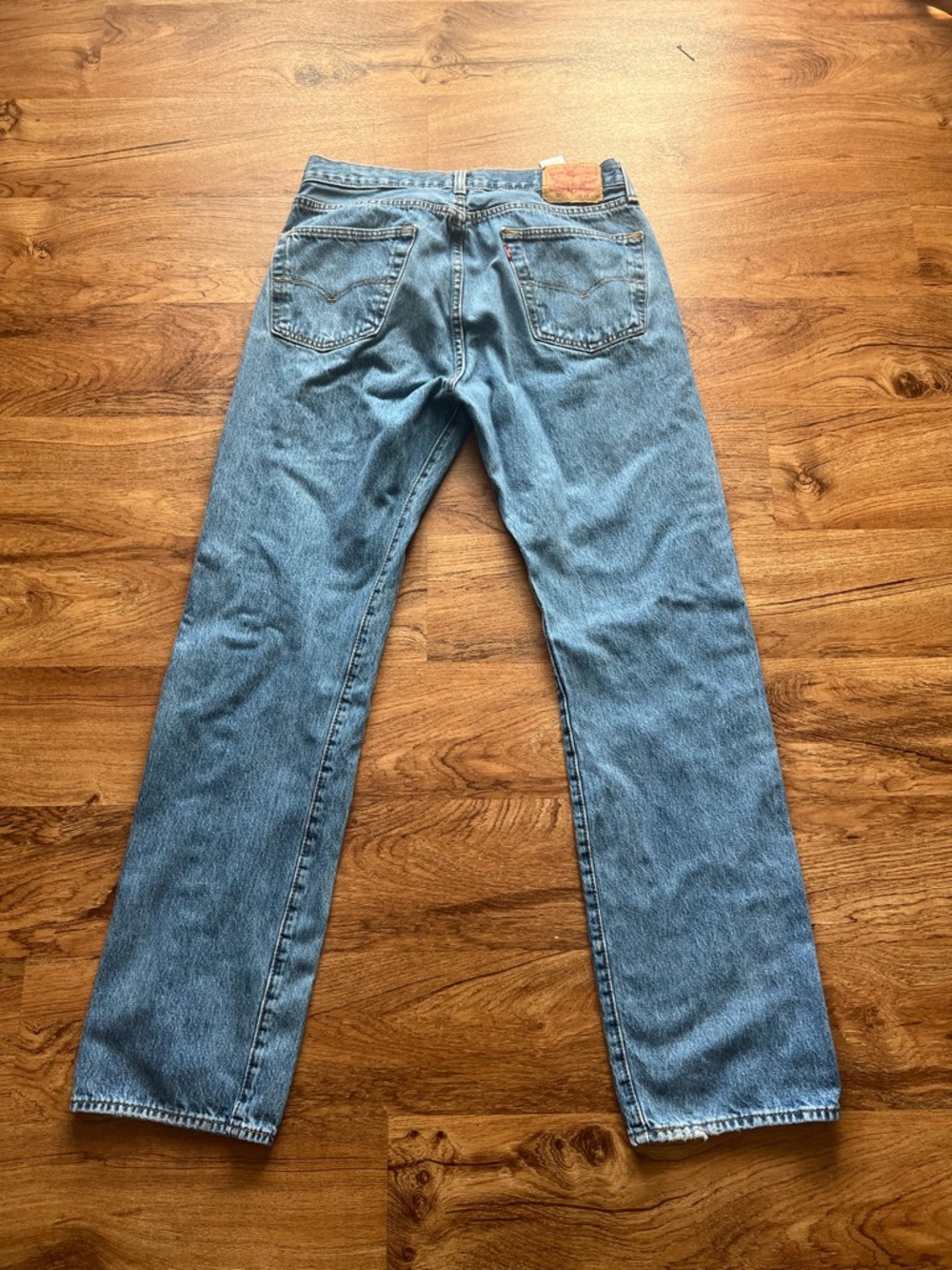 Levi’s 501 Original Fit Jeans Men’s 34x34 ButtonFly LightWashStraightLegClassic - Picture 2 of 12